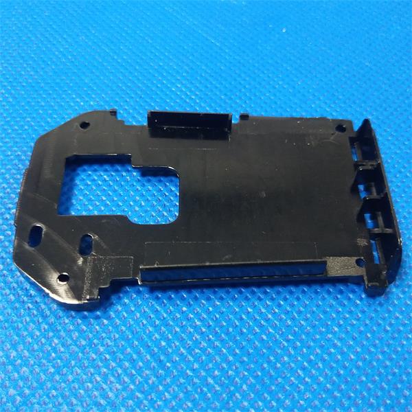 Stampaggio ad iniezione di plastica nera a basso volume